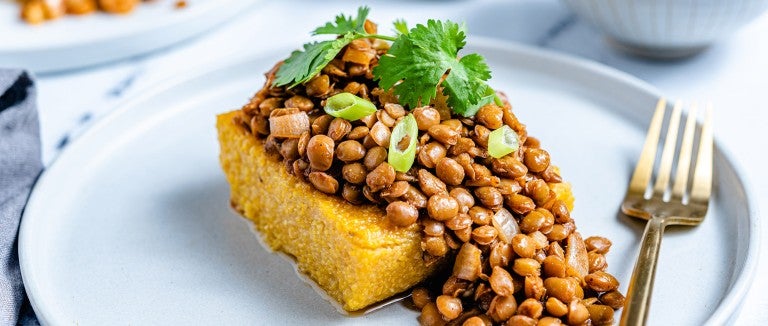 Polenta cake with lentil chorizo
